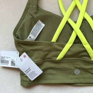 Lululemon Sports Bra
Size: 4